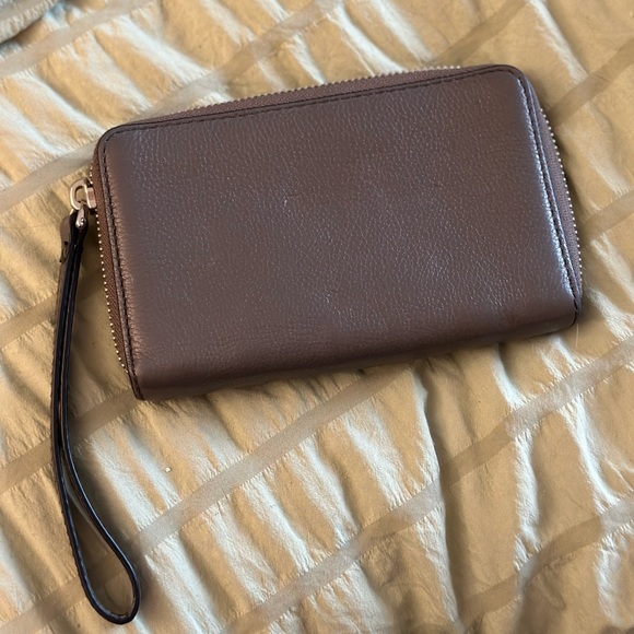 Marc by Marc Jacobs Gray Wristlet Wallet - Picture 3 of 4